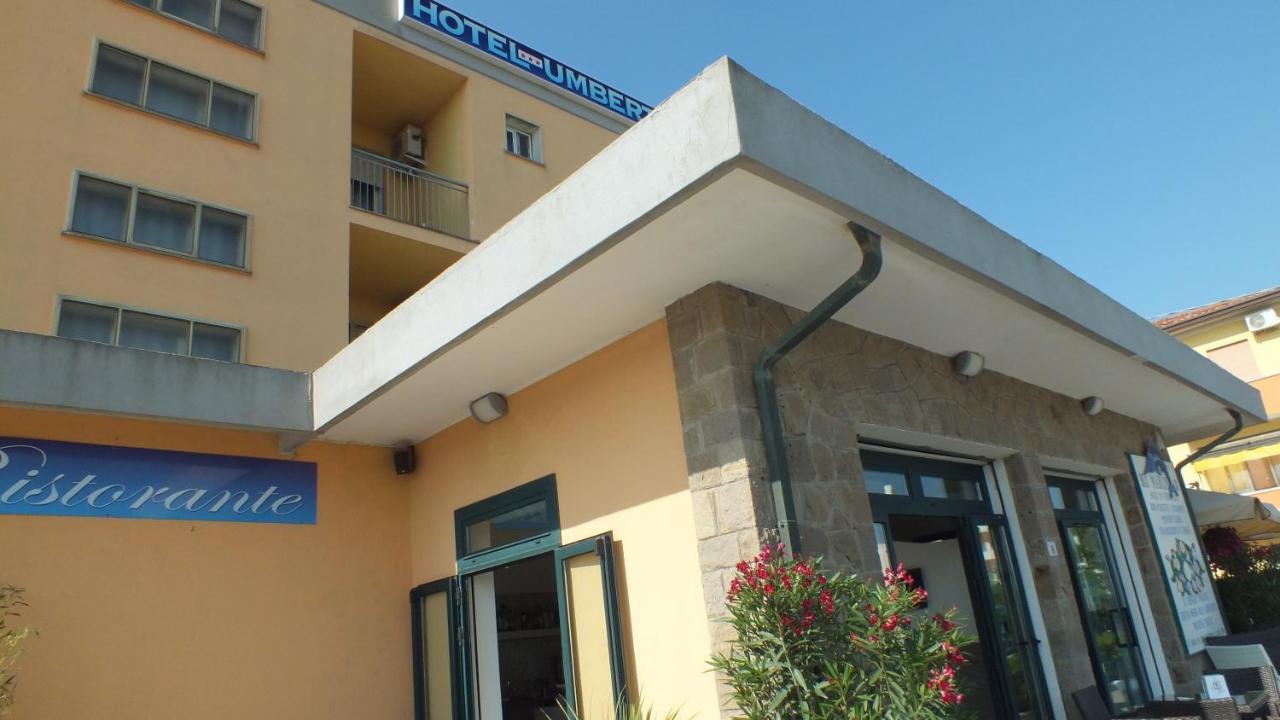 Hotel Umberto Rosolina Mare Exterior photo